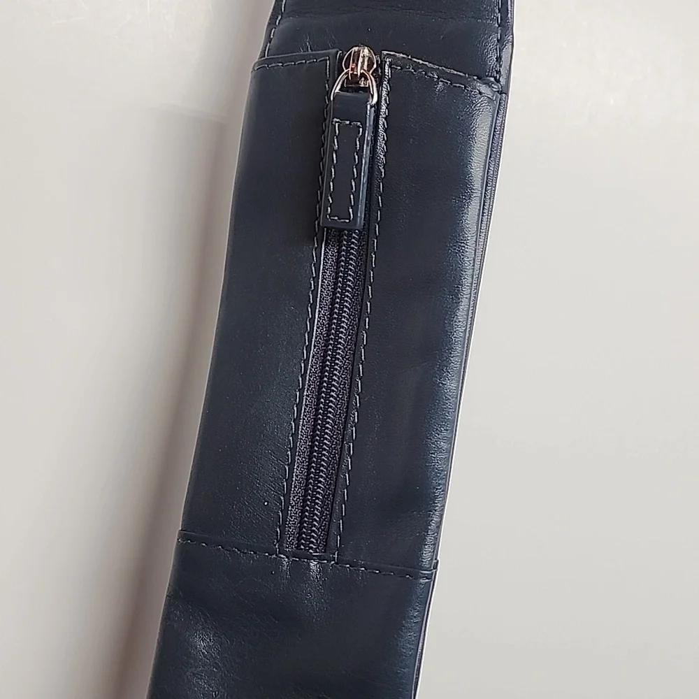 Radley London Elegant Minimalist Navy Blue Crossbody Messenger Saddle Bag Unisex